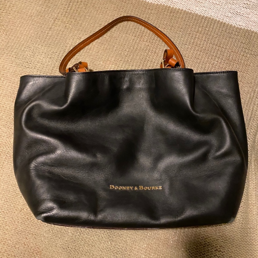 Dooney & Bourke purse